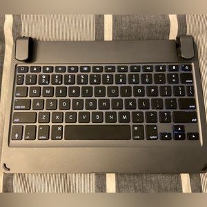iPad Pro 9.7 inch Brydge Bluetooth Keyboard